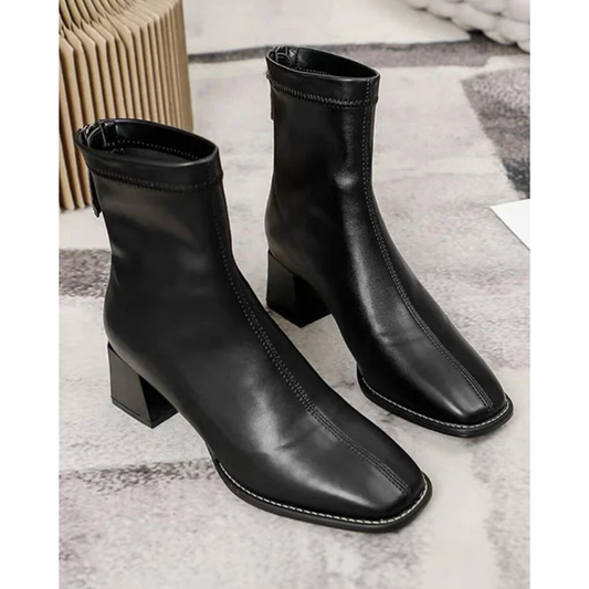 Avenlee Damen – Eleganz in Bewegung